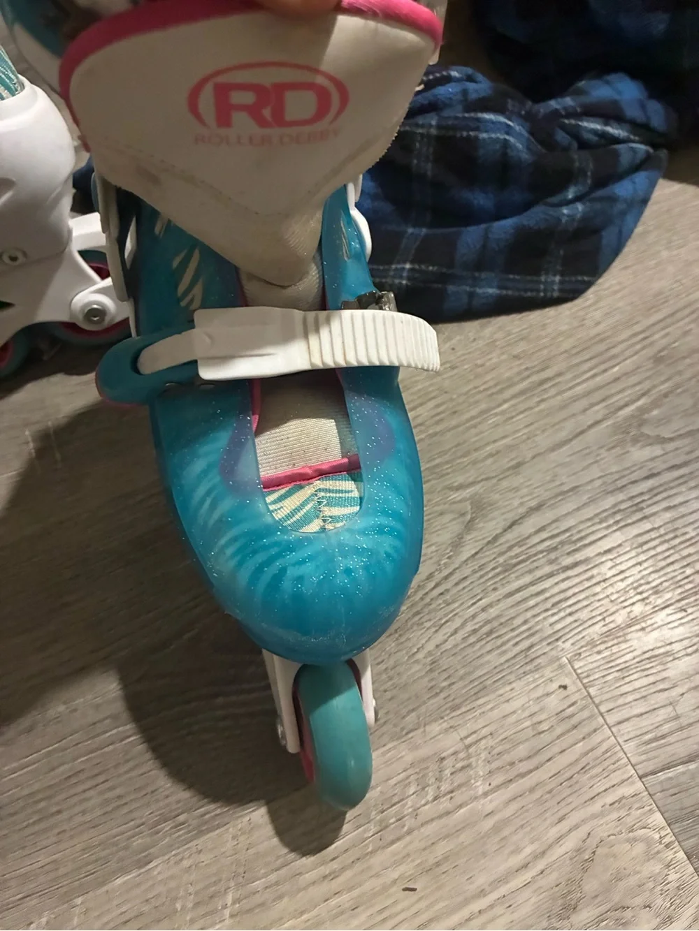 Adjustable Kids Inline Skates – Teal & Pink size 3-6